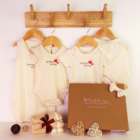 Organic Cotton Love Baby Girl Summer Newborn Gift Set