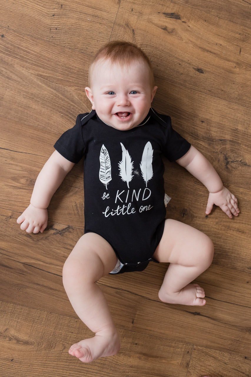 Organic &quot;Be Kind&quot; Baby Short Sleeve Body